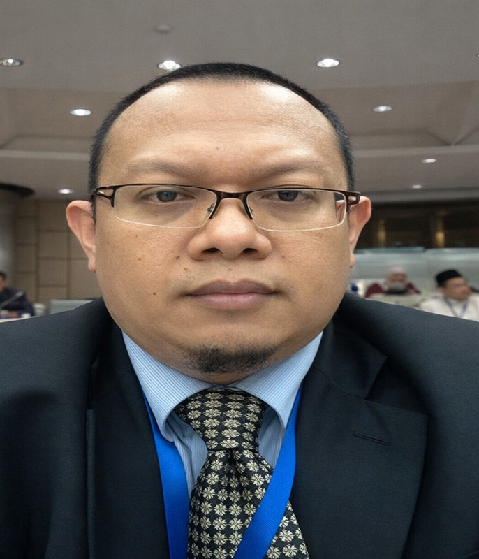 Prof. Azman bin Mohd Noor